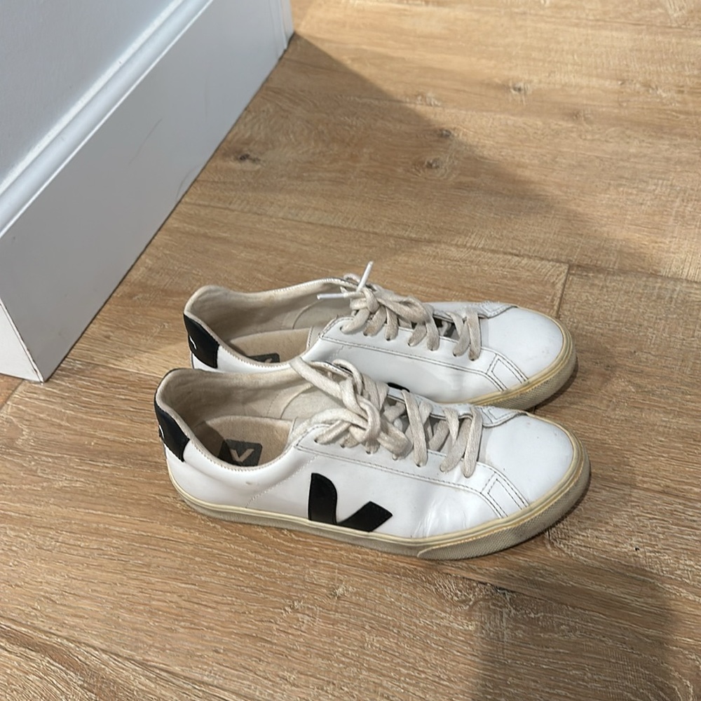 Veja sneakers